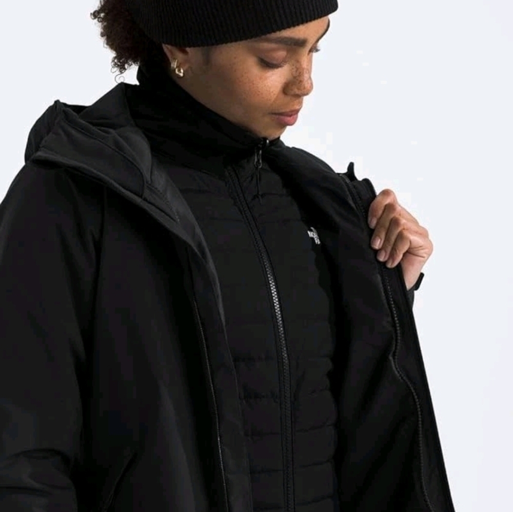 THE NORTH FACE Women's Carto Triclimate Jacket - Picture 4 of 11